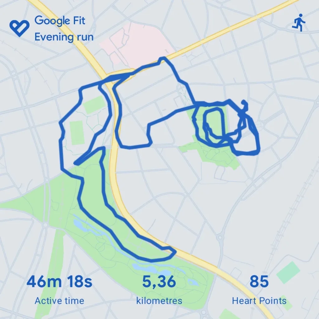 Google Fit GPS map of the Friday evening run through Schaerbeek and Parc Josaphat: 46m 18s, 5.36 km, 85 Heart Points